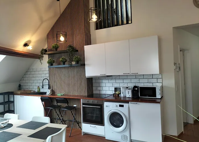 New Cozy Apartments In Porte De Hal