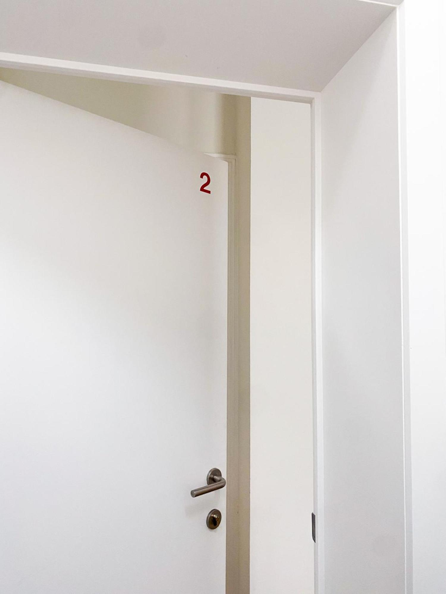 New Cozy In Porte De Hal Apartment Brüssel