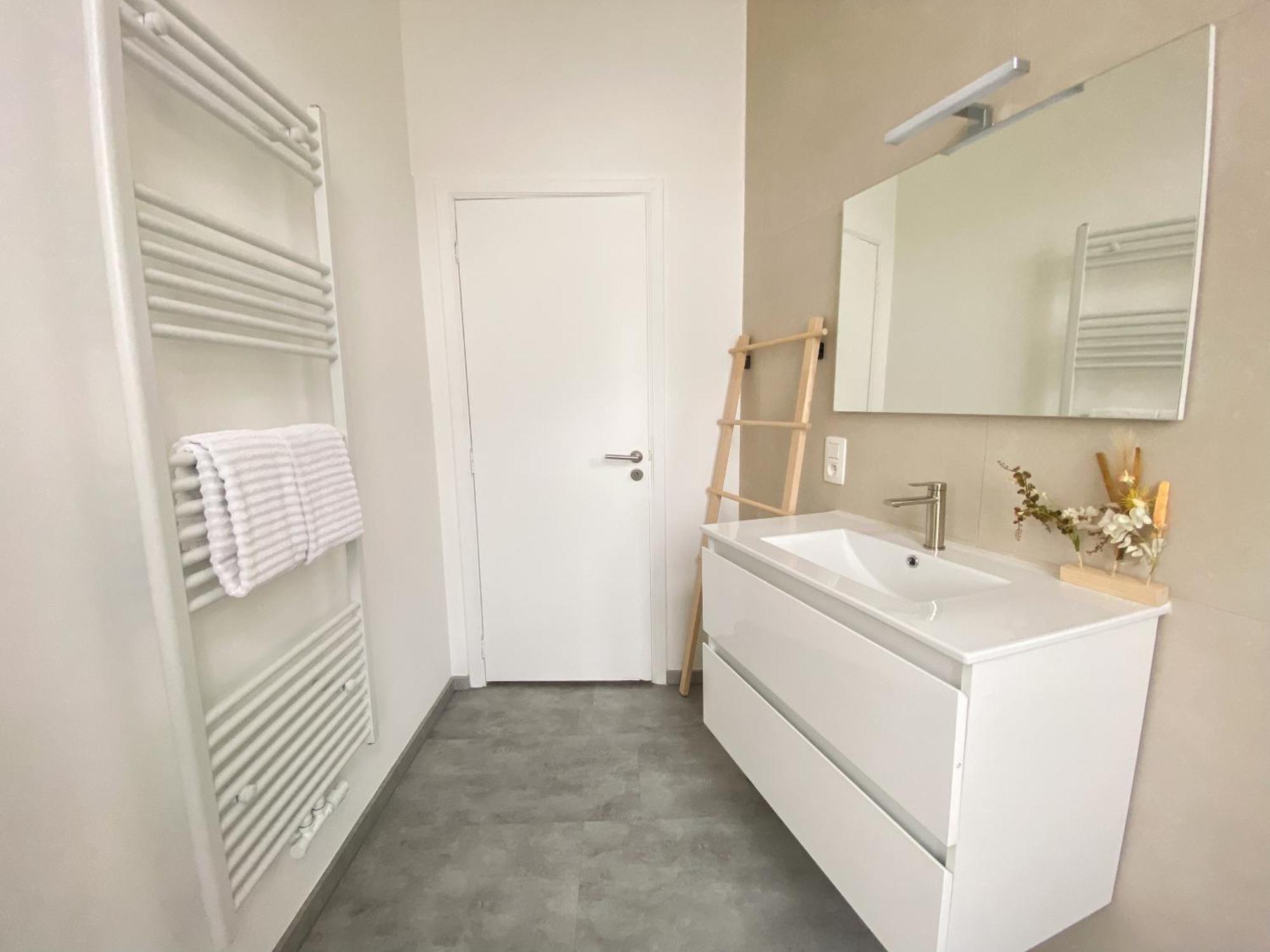 New Cozy In Porte De Hal Appartement *