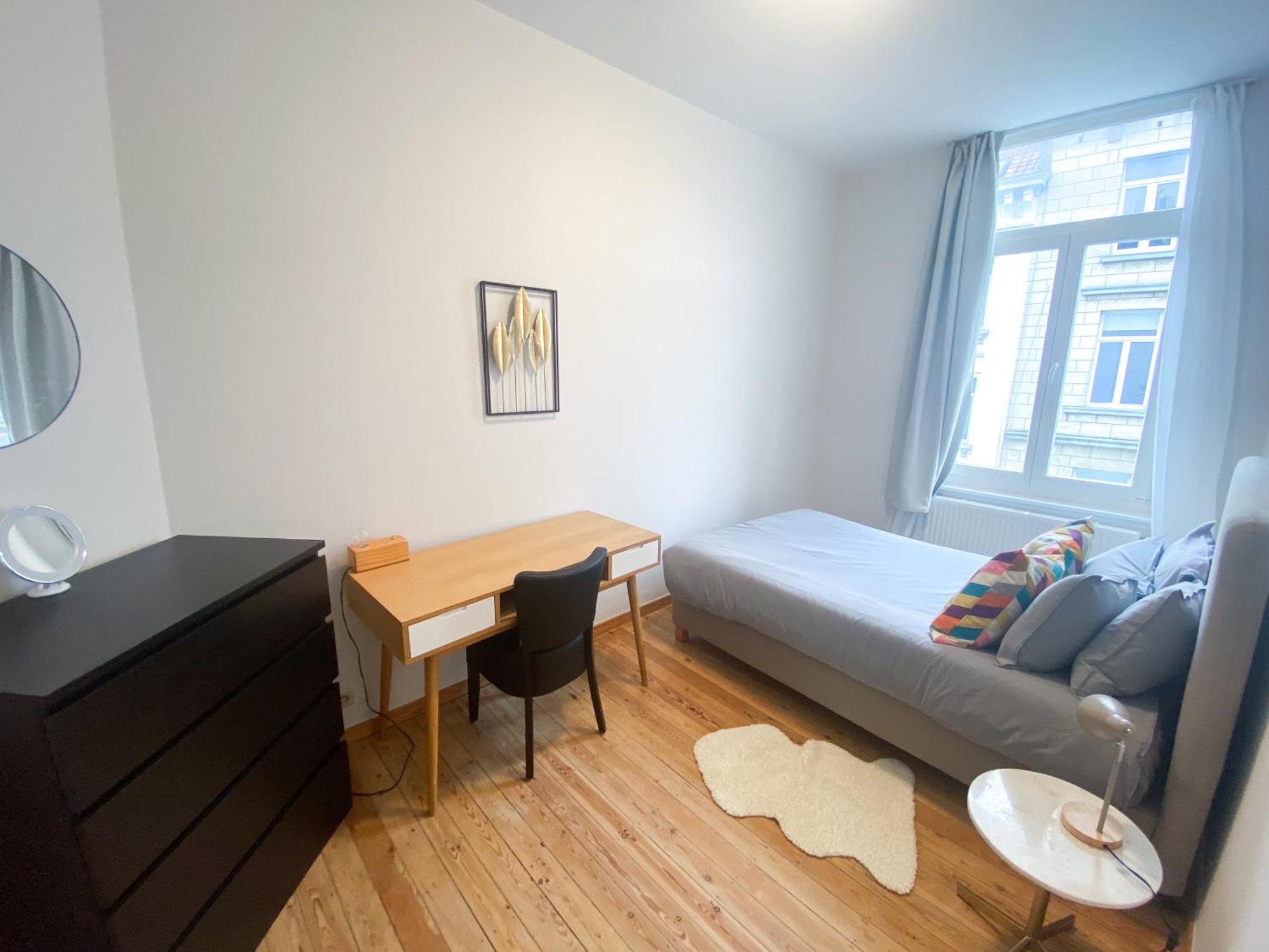 New Cozy In Porte De Hal Appartement Brussel