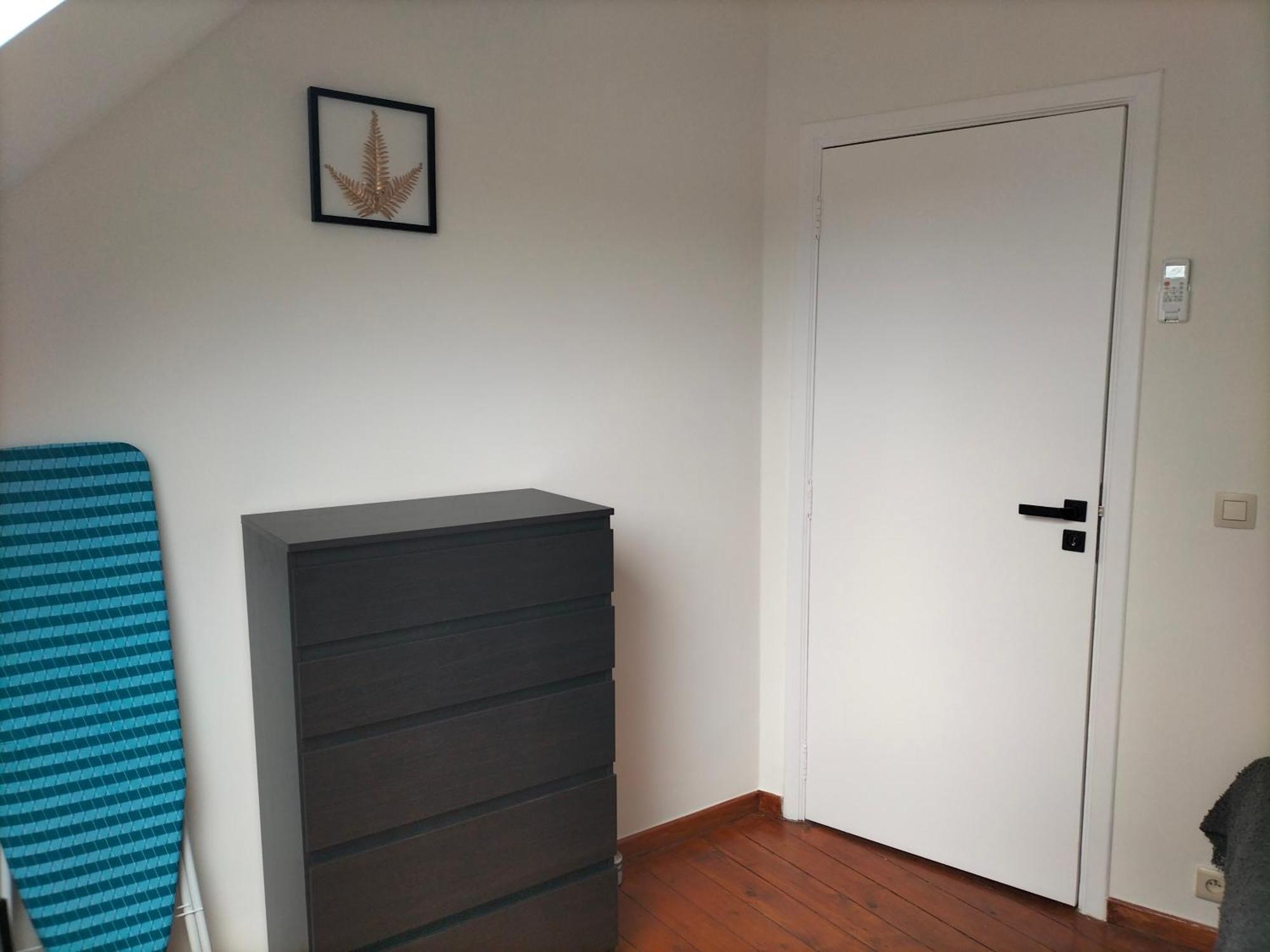 Appartement New Cozy In Porte De Hal