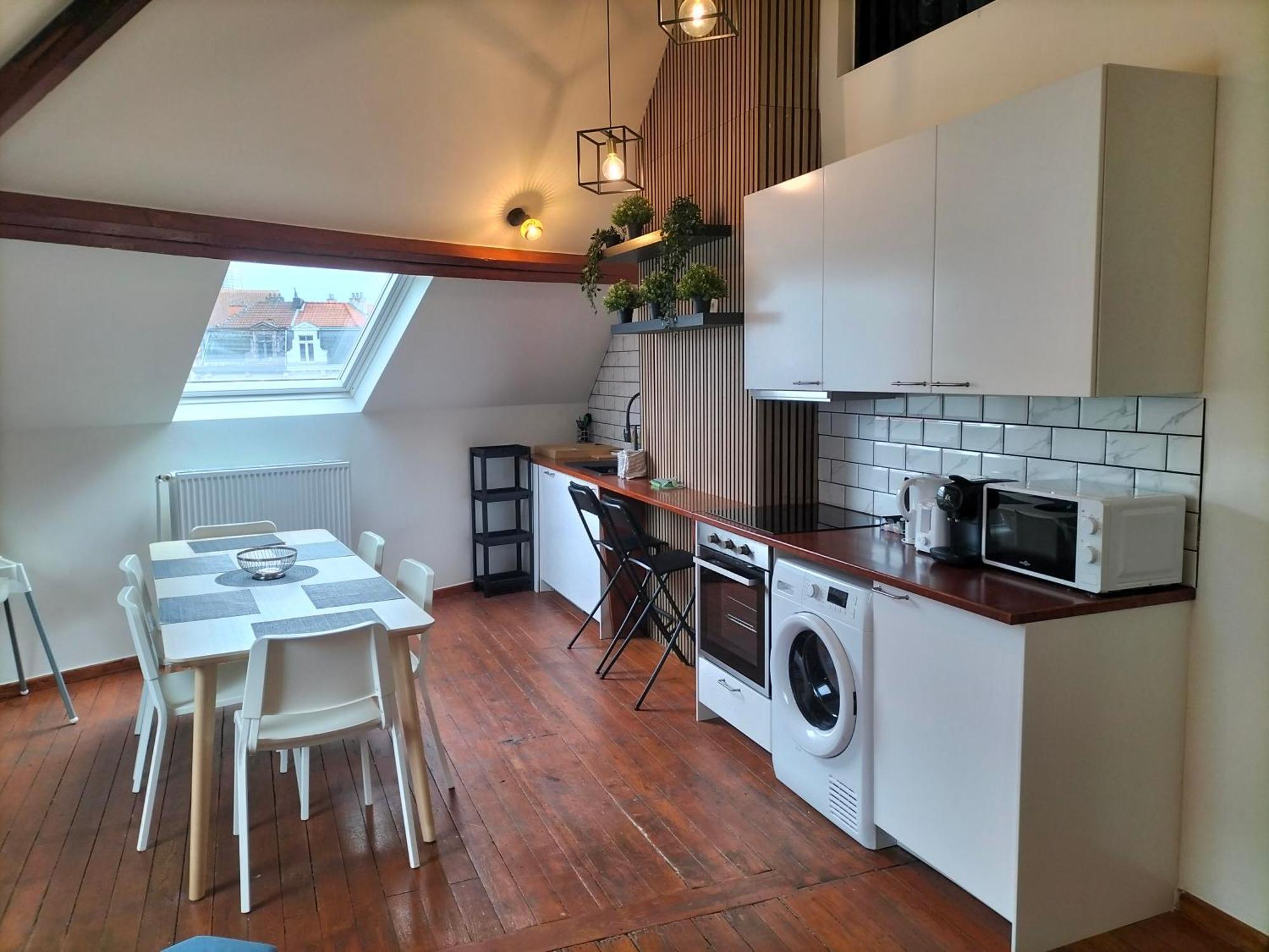 New Cozy In Porte De Hal * Brussel